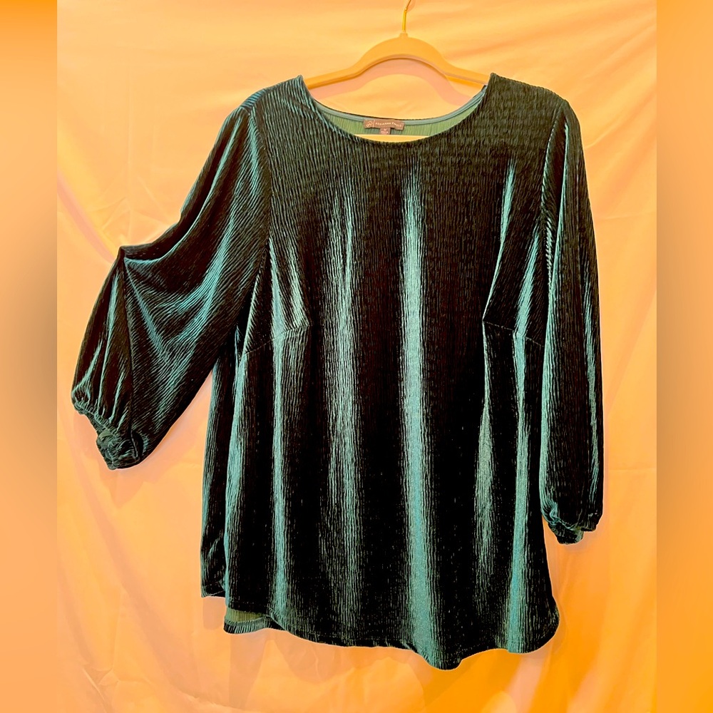 EUC Adrianna Papell forest green velour top, size 1X